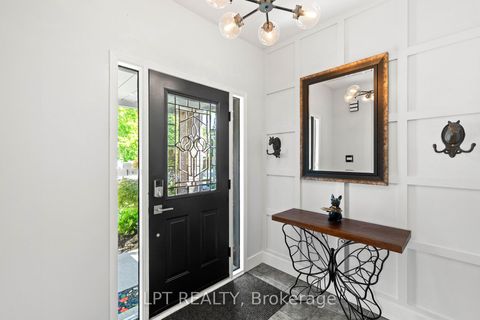 Photo 5 at 416 Flanagan Court, Summerhill Estates, Newmarket