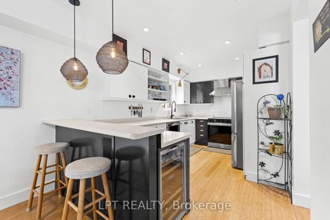 Photo 16 at 416 Flanagan Court, Summerhill Estates, Newmarket