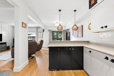Photo 19 at 416 Flanagan Court, Summerhill Estates, Newmarket