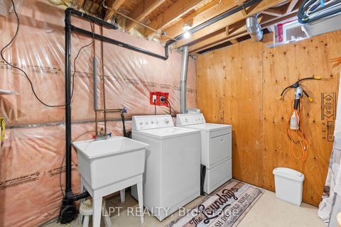 Photo 39 at 416 Flanagan Court, Summerhill Estates, Newmarket