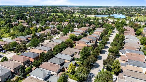 Photo 46 at 416 Flanagan Court, Summerhill Estates, Newmarket