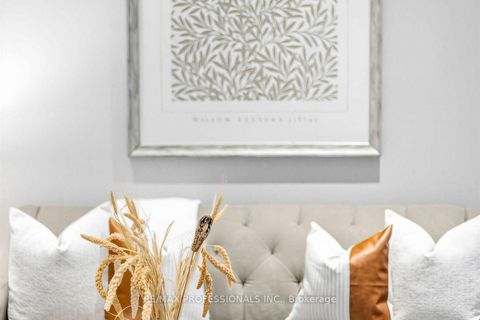 Photo 10 at 3 Blakley Avenue, Smythe, Toronto