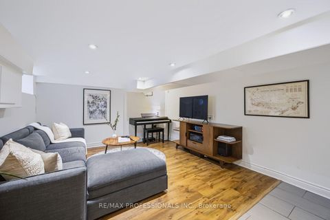 Photo 26 at 3 Blakley Avenue, Smythe, Toronto