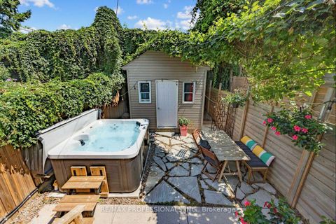 Photo 30 at 3 Blakley Avenue, Smythe, Toronto