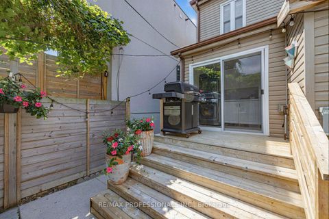 Photo 33 at 3 Blakley Avenue, Smythe, Toronto