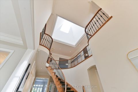 Photo 5 at 154 Charlton Boulevard, Newtonbrook West, Toronto