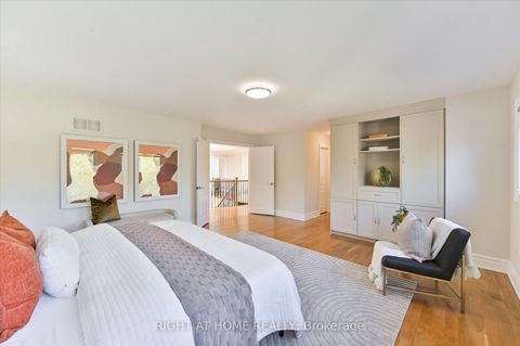 Photo 24 at 154 Charlton Boulevard, Newtonbrook West, Toronto