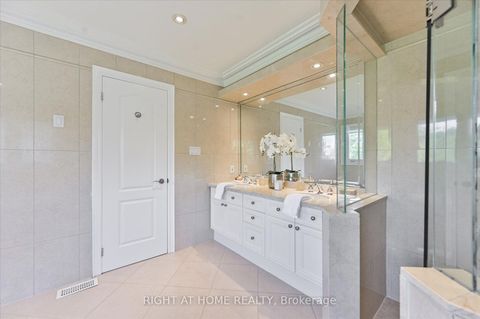 Photo 28 at 154 Charlton Boulevard, Newtonbrook West, Toronto
