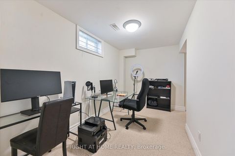 Photo 39 at 154 Charlton Boulevard, Newtonbrook West, Toronto