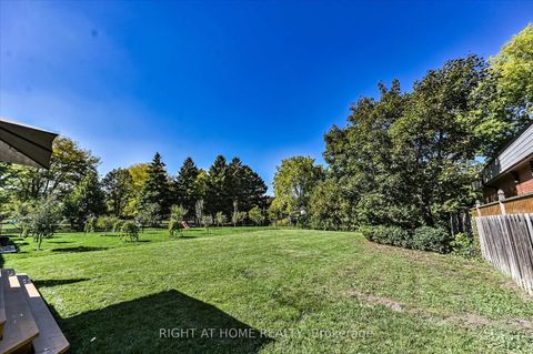 Photo 41 at 154 Charlton Boulevard, Newtonbrook West, Toronto