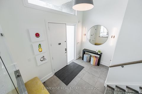 Photo 3 at 90 Mcgillivray Avenue, Nortown, Toronto