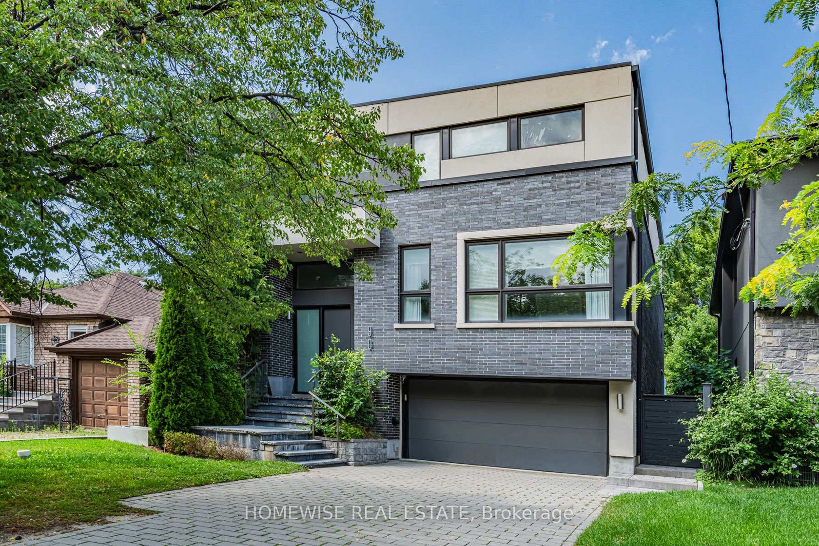 90 Mcgillivray Avenue, Nortown, Toronto photo number 2