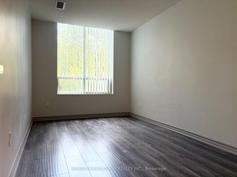 Photo 7 at 109 - 39 Pemberton Avenue, Newtonbrook East, Toronto