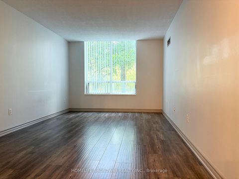 Photo 8 at 109 - 39 Pemberton Avenue, Newtonbrook East, Toronto