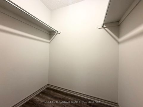 Photo 12 at 109 - 39 Pemberton Avenue, Newtonbrook East, Toronto