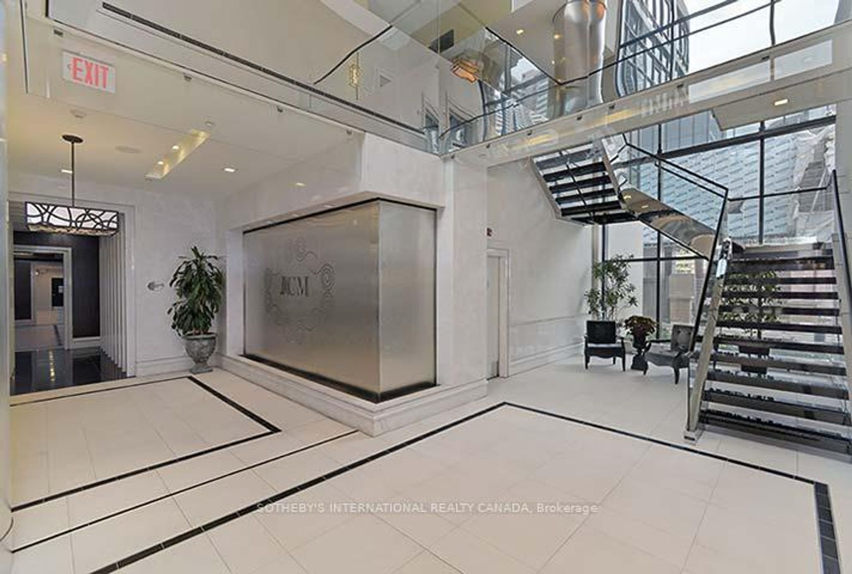 402 - 28 Linden Street, North St. James Town, Toronto photo 9