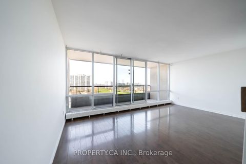 Photo 22 at 901 - 31 Four Winds Drive W, York University Heights, Toronto