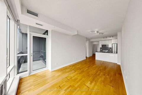 Photo 6 at 3906 - 295 Adelaide Street W, Waterfront Communities C1, Toronto