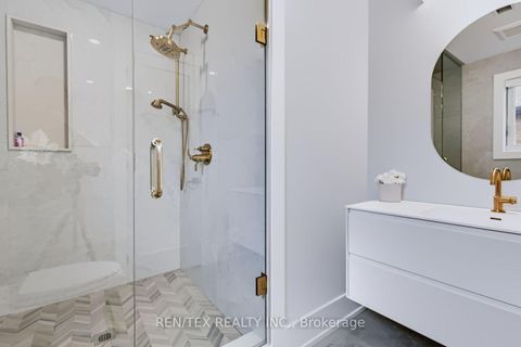 Photo 17 at 84 Wilshire Boulevard, East Woodbridge, Vaughan
