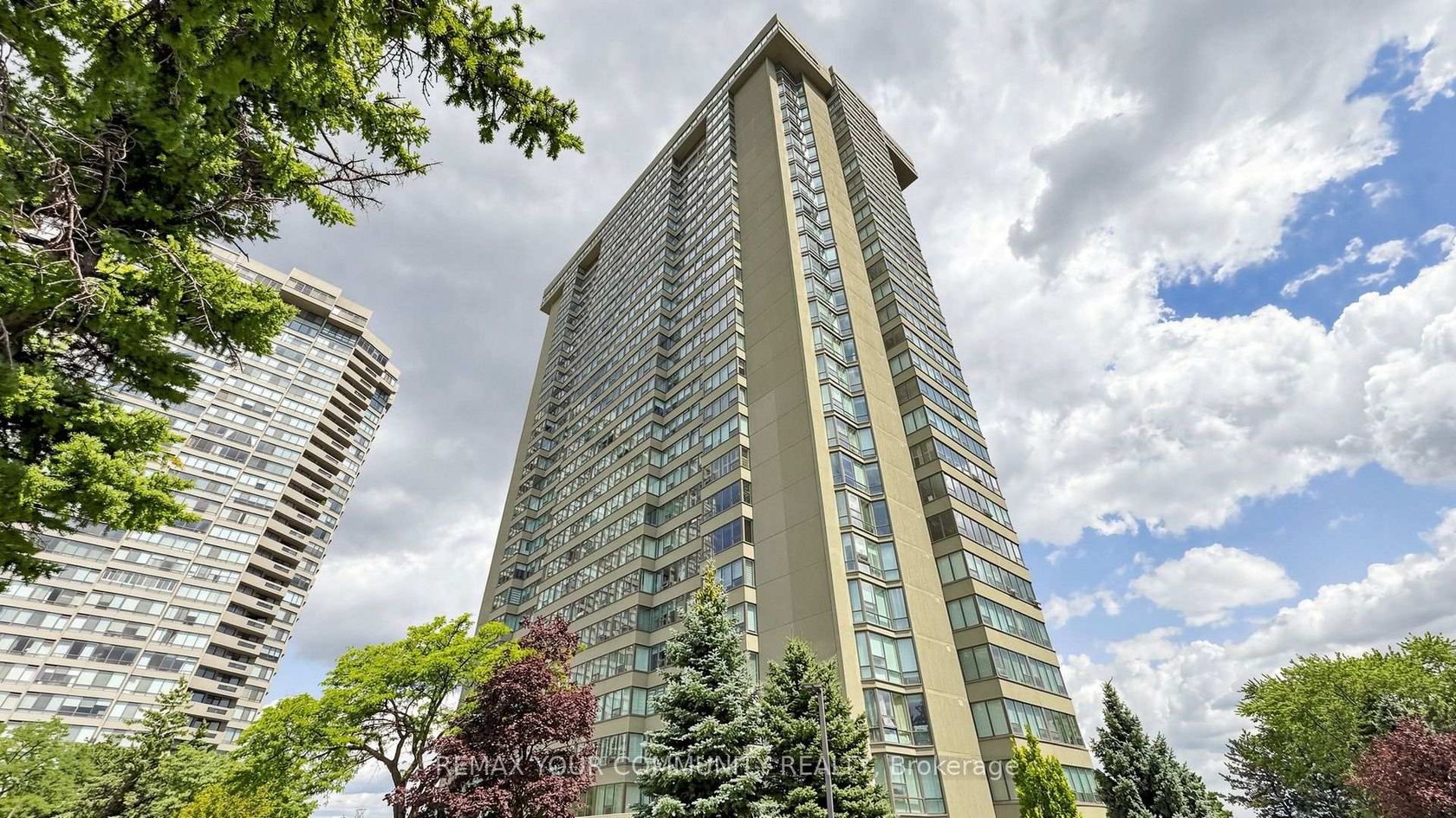 2704 - 55 Skymark Drive, Hillcrest Village, Toronto 
