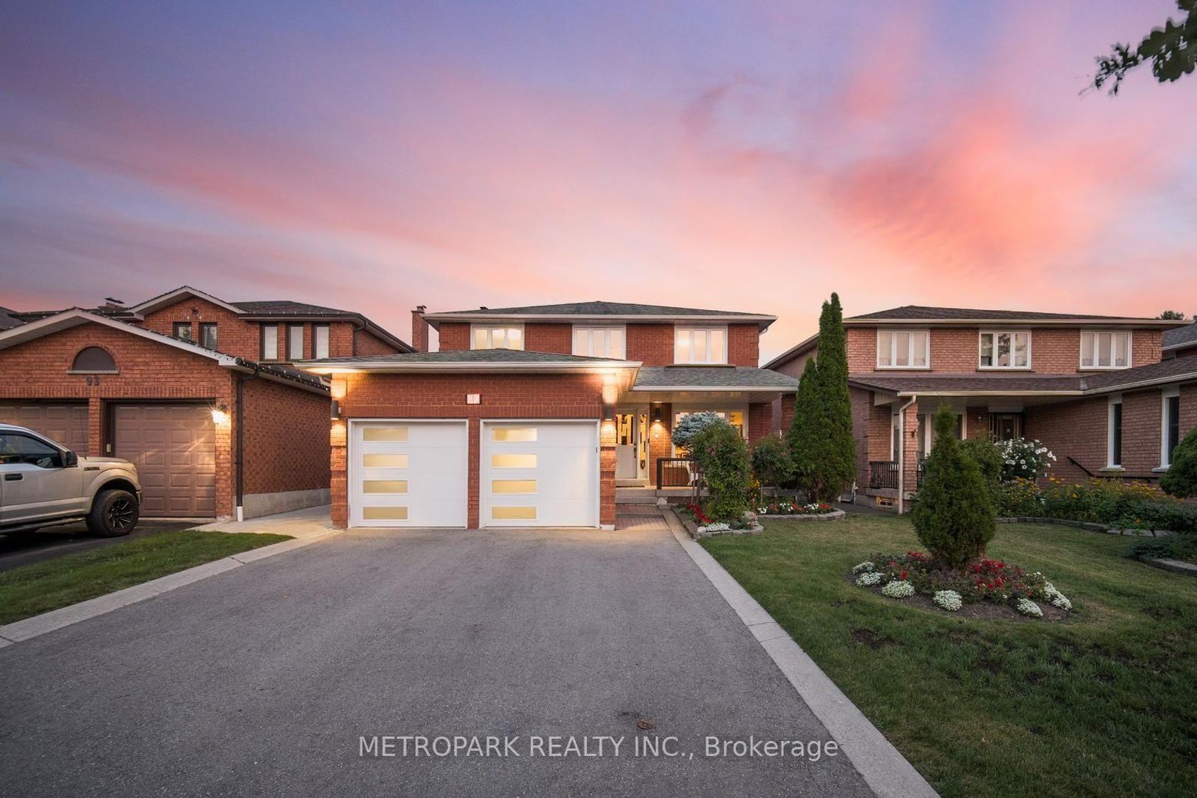 87 Belview Avenue, East Woodbridge, Vaughan photo number 2