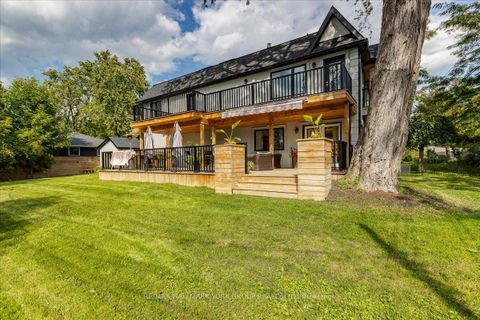 Photo 1 at 181 Bowling Green Road, Historic Lakeshore Communities, Georgina