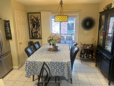Photo 4 at 149 Torbarrie Road, CFB, Toronto