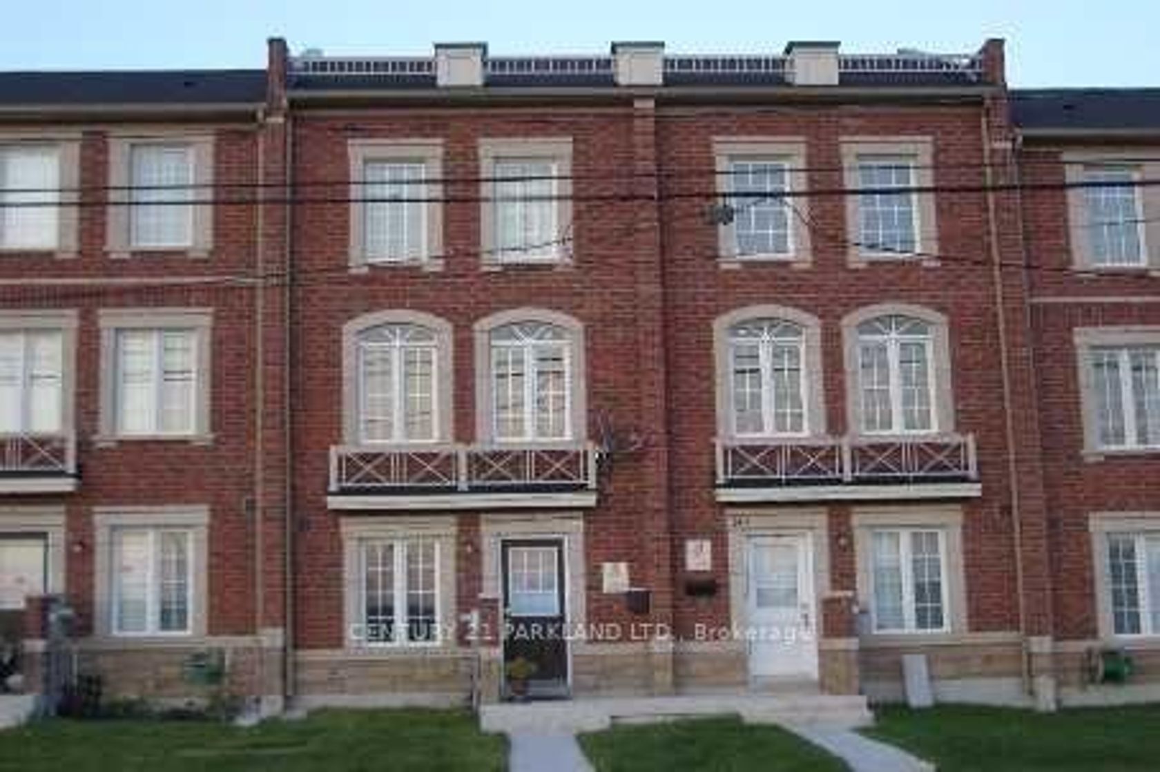149 Torbarrie Road, CFB, Toronto photo 2