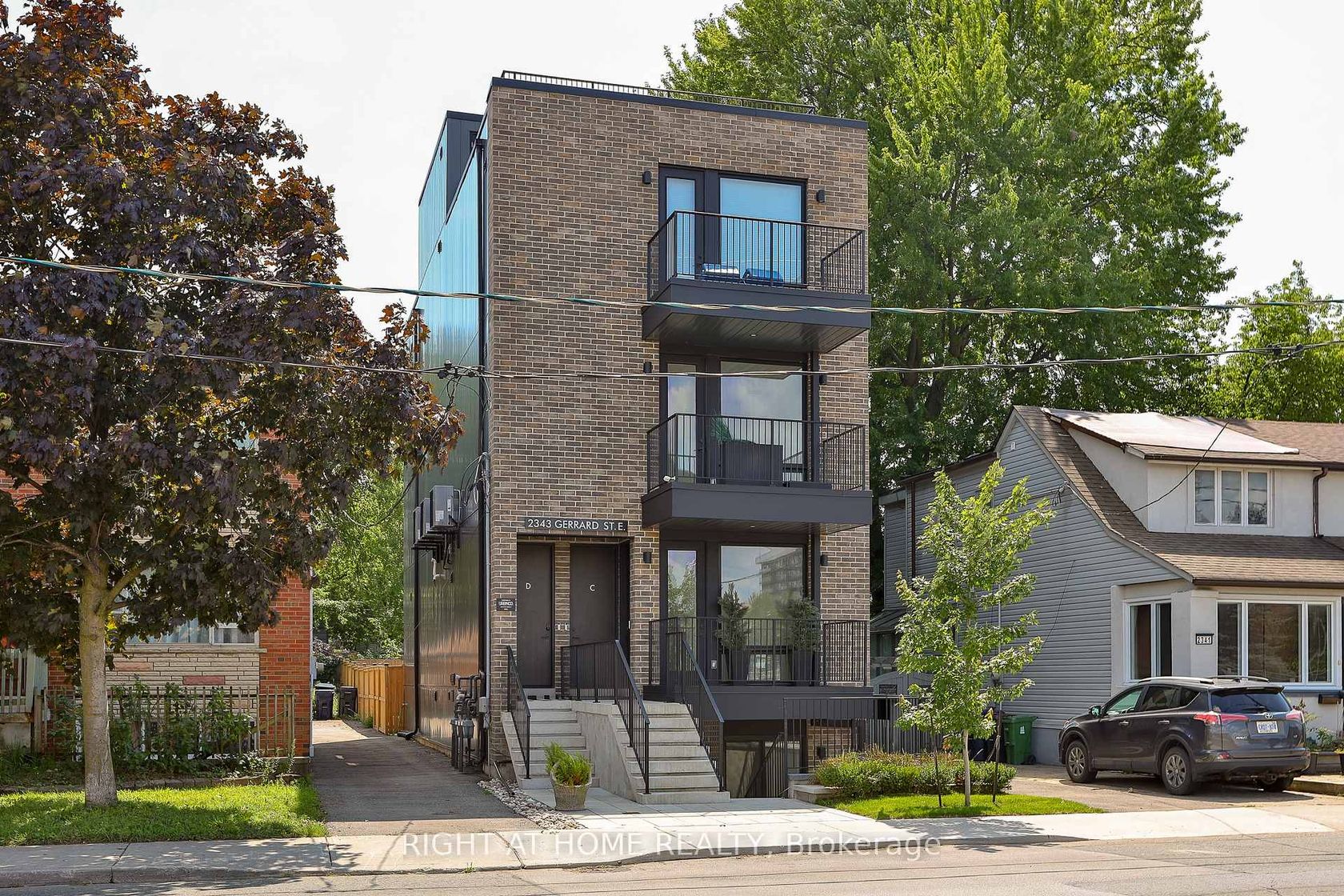Ground Floor - 2343 Gerrard Street E, Danforth, Toronto photo 5