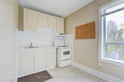 Photo 31 at 72 Symington Avenue, Junction, Toronto