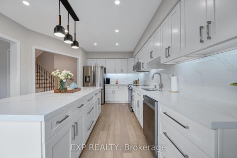 Photo 10 at 320 Dowson Loop, Woodland Hill, Newmarket