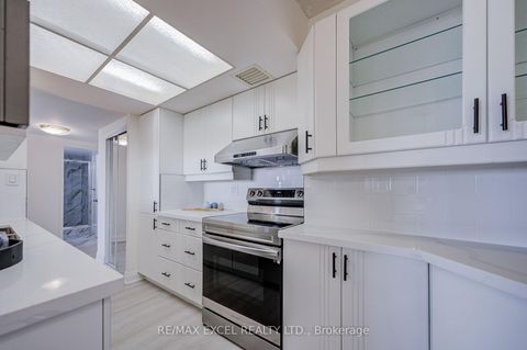 Photo 11 at 906 - 30 Thunder Grove, Agincourt North, Toronto