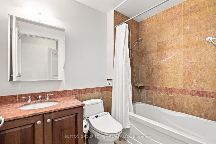 Photo 15 at 505B - 660 Sheppard Avenue E, Bayview Village, Toronto