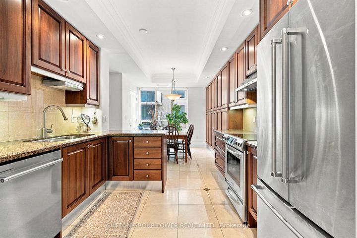 Photo 19 at 505B - 660 Sheppard Avenue E, Bayview Village, Toronto