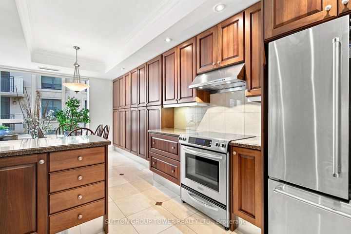 Photo 21 at 505B - 660 Sheppard Avenue E, Bayview Village, Toronto