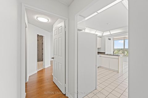 Photo 17 at 1801 - 7300 Yonge Street, Yorkhill, Vaughan