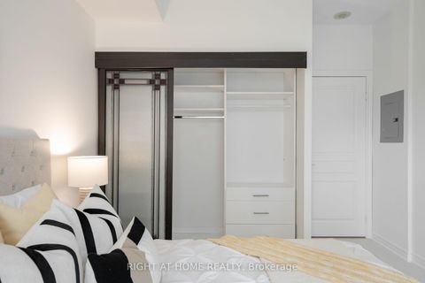 Photo 9 at 202 - 35 Boardwalk Drive, The Beaches, Toronto