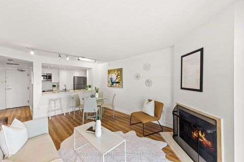 Photo 12 at 1003 - 725 King Street W, Niagara, Toronto