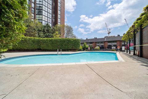 Photo 37 at 1003 - 725 King Street W, Niagara, Toronto