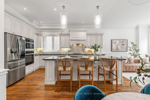 Photo 25 at 399 Fairlawn Avenue, Nortown, Toronto