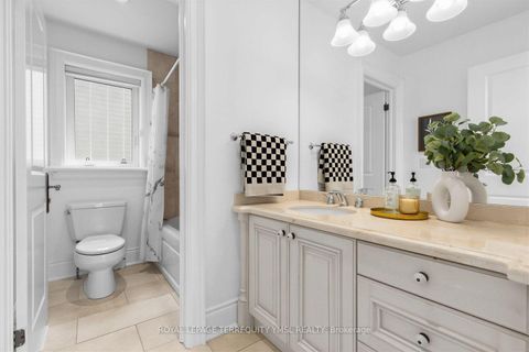 Photo 33 at 399 Fairlawn Avenue, Nortown, Toronto