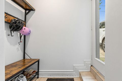 Photo 42 at 399 Fairlawn Avenue, Nortown, Toronto