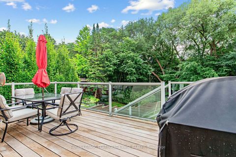 Photo 43 at 399 Fairlawn Avenue, Nortown, Toronto