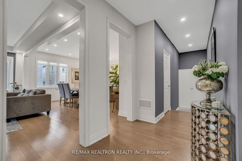 Photo 8 at 135 Prairie Rose Drive, Rural Richmond Hill, Richmond Hill