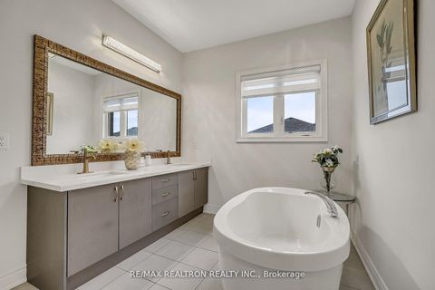 Photo 26 at 135 Prairie Rose Drive, Rural Richmond Hill, Richmond Hill
