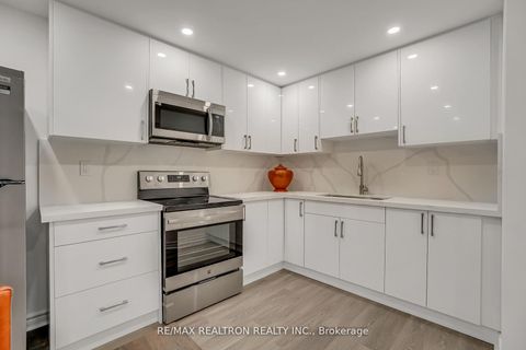 Photo 38 at 135 Prairie Rose Drive, Rural Richmond Hill, Richmond Hill