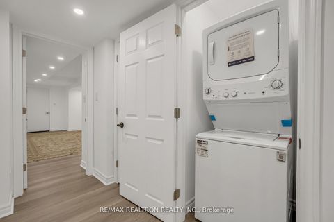 Photo 44 at 135 Prairie Rose Drive, Rural Richmond Hill, Richmond Hill