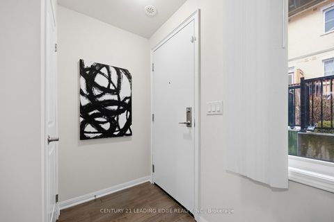 Photo 8 at 121 - 380 Hopewell Avenue, Belgravia, Toronto