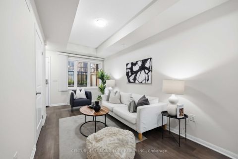 Photo 10 at 121 - 380 Hopewell Avenue, Belgravia, Toronto