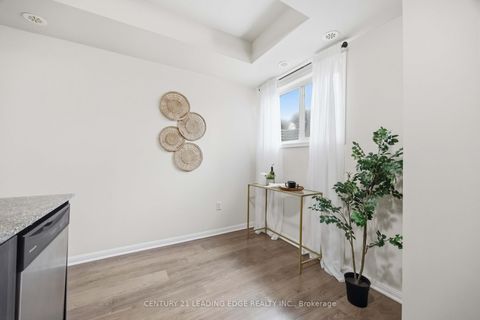Photo 17 at 121 - 380 Hopewell Avenue, Belgravia, Toronto